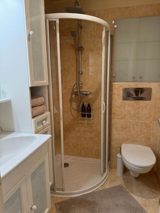 La Parenthese Millavoise Apartment Мийо Екстериор снимка